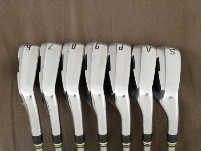 Iron set : Other Brand : ชุดเหล็ก Ryoma DSI (ตีง่ายมาก ไกลมากๆ หายากสุดๆ) มีเหล็ก 6-Pw,Aw,Sw (7 ชิ้น เหล็ก 6 ระยะเท่าเหล็ก 5 รุ่นอื่น) ก้านกราไฟต์ Tour AD Flex SR