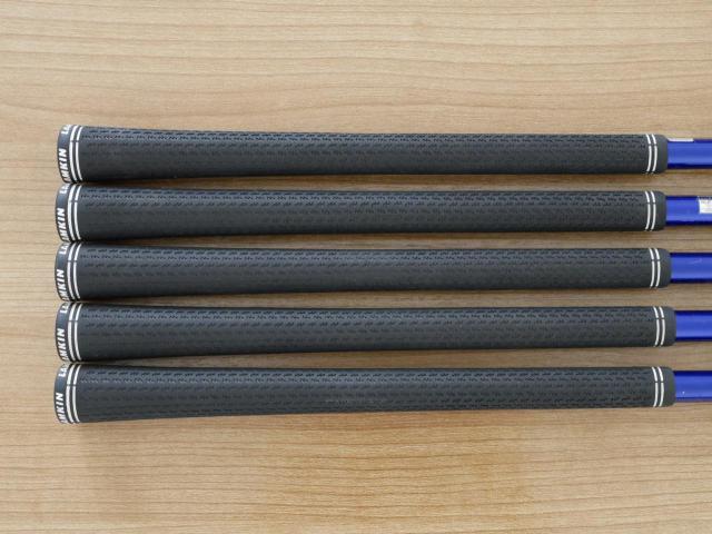 Iron set : Yamaha : ชุดเหล็ก Yamaha Inpres DriveStar (ออกปี 2023 ตีไกลที่สุด ไกลกว่าเหล็กทั่วไป 2 เบอร์ หน้าเด้งมากๆ) มีเหล็ก 7-Pw,Aw (5 ชิ้น) ก้านกราไฟต์ Fujikura Speeder NX M423i Flex R