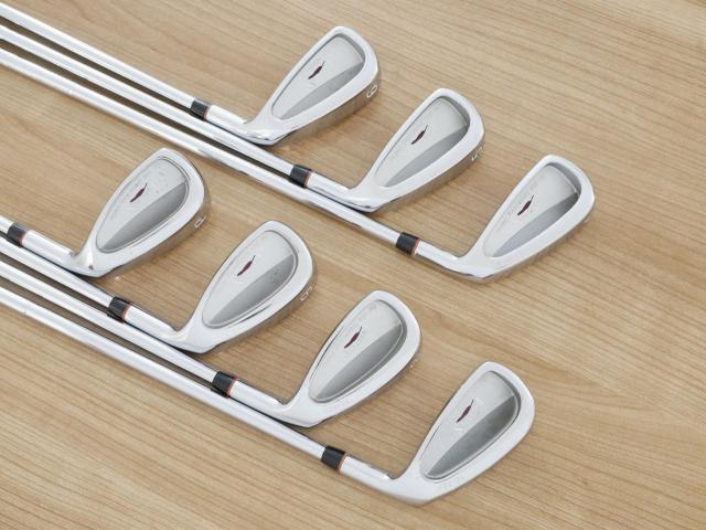 Iron set : Fourteen : ชุดเหล็ก Fourteen TC-550 มีเหล็ก 4-Pw (7 ชิ้น) ก้านเหล็ก NS Pro 950 Flex S