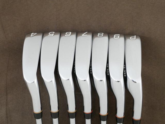 Iron set : Fourteen : ชุดเหล็ก Fourteen TC-550 มีเหล็ก 4-Pw (7 ชิ้น) ก้านเหล็ก NS Pro 950 Flex S