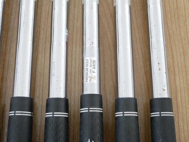 Iron set : Titleist : ชุดเหล็ก Titleist AP2 712 Forged มีเหล็ก 5-Pw (6 ชิ้น) ก้านเหล็ก NS Pro 950 Flex S