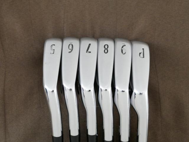 Iron set : Titleist : ชุดเหล็ก Titleist AP2 712 Forged มีเหล็ก 5-Pw (6 ชิ้น) ก้านเหล็ก NS Pro 950 Flex S
