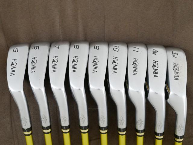 Iron set : Honma : **ก้าน 3 ดาว Limited** ชุดเหล็ก Honma Beres IS-03 Art Series (หน้าเด้ง Forged) มีเหล็ก 5-11,Aw,Sw (9 ชิ้น เทียบเท่า 4-Pw,Aw,Sw) ก้าน ARMRQ 8 (49) Flex R (3 ดาว)