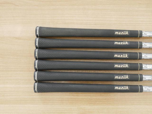 Iron set : Titleist : ชุดเหล็ก Titleist VG3 Forged (Japan Spec. นุ่มแน่น) มีเหล็ก 5-Pw (6 ชิ้น) ก้านกราไฟต์ Mitsubishi Rayon VGI Flex S