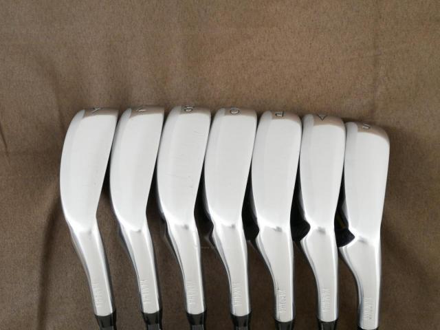Iron set : Yamaha : ชุดเหล็ก Yamaha Inpres X Z Cavity (ใบใหญ่ เด้ง ไกล) มีเหล็ก 6-Pw,Aw,Sw (7 ชิ้น) ก้านกราไฟต์ Flex SR