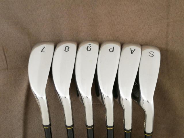 Iron set : Other Brand : ชุดเหล็ก ENA SP (ตีง่าย เบา สบาย) มีเหล็ก 7-Pw,Aw,Sw (6 ชิ้น) ก้านกราไฟต์ Flex R
