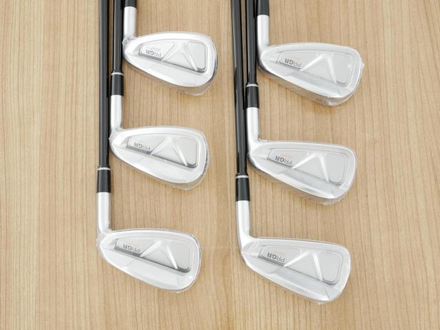 Iron set : PRGR : **ของใหม่ ยังไม่แกะพลาสติก** ชุดเหล็ก PRGR 05 Forged (รุ่นปี 2023) มีเหล็ก 6-Pw,Aw (6 ชิ้น) ก้านกราไฟต์ Fujikura MCI Flex SR