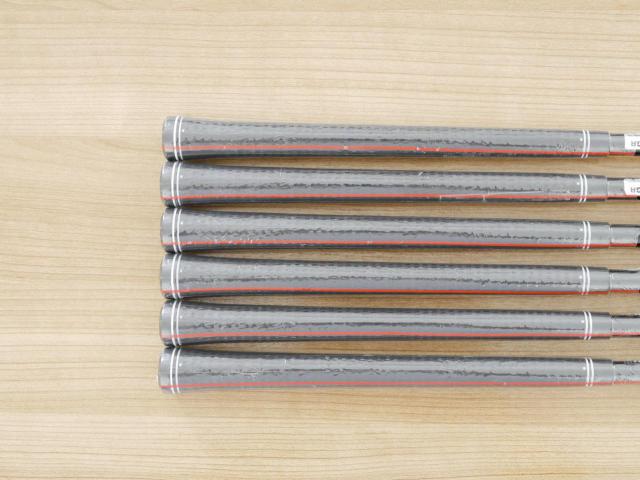 Iron set : PRGR : **ของใหม่ ยังไม่แกะพลาสติก** ชุดเหล็ก PRGR 05 Forged (รุ่นปี 2023) มีเหล็ก 6-Pw,Aw (6 ชิ้น) ก้านกราไฟต์ Fujikura MCI Flex SR