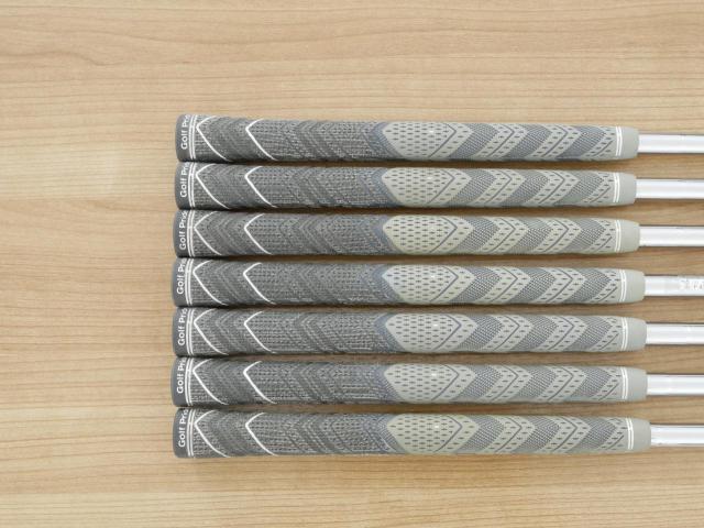 Iron set : Ping : ชุดเหล็ก Ping G425 (รุ่นปี 2021 Japan Spec. ใบใหญ่ ง่าย ไกล) มีเหล็ก 5-Pw,Aw (7 ชิ้น) ก้านเหล็ก Dynamic Gold S200