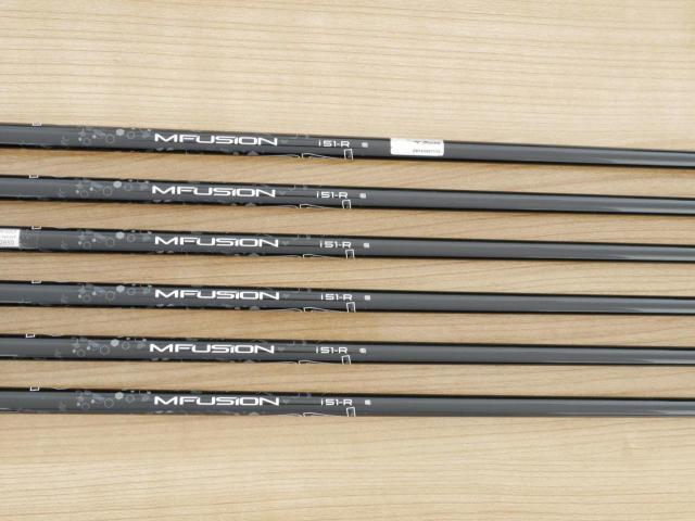 Iron set : Mizuno : ชุดเหล็ก Mizuno Pro M-15 Forged (รุ่นล่าสุด ออกปี 2025 หล่อ นุ่ม ระยะดี) มีเหล็ก 6-Pw,Aw (6 ชิ้น) ก้านกราไฟต์ Flex R