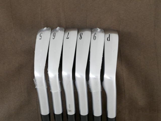 Iron set : Other Brand : ชุดเหล็ก Srixon Z-Forged (รุ่นปี 2020) มีเหล็ก 5-Pw (6 ชิ้น) ก้านเหล็ก NS Pro Modus 120 Flex S