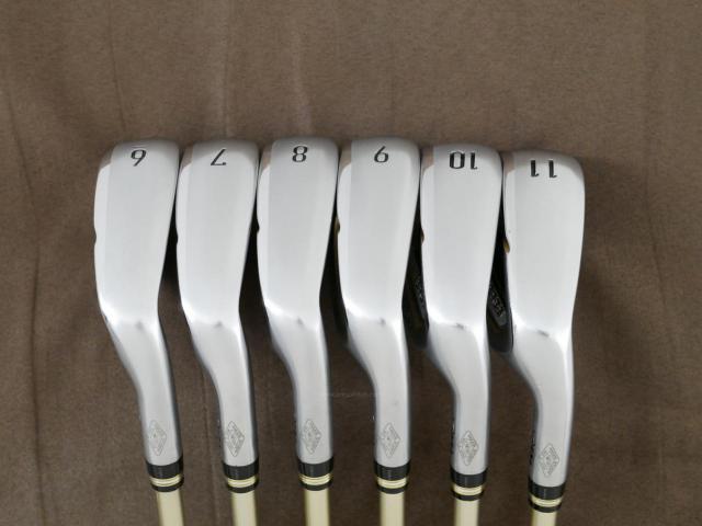 Iron set : Honma : **ก้าน 3 ดาว** ชุดเหล็ก Honma Beres 09 Forged (รุ่นล่าสุด ออกปี 2024 สวยมากๆ) มีเหล็ก 6-11 (6 ชิ้น เทียบเท่า 6-Pw) ก้าน ARMRQ FX Flex R (3 ดาว)