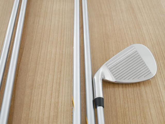 Iron set : Callaway : ชุดเหล็ก Callaway Mavrik (ปี 2020 ตีง่าย ไกลมากๆ) มีเหล็ก 6-Pw (5 ชิ้น) ก้านกราไฟต์ Mitsubishi Diamana 50 Flex S