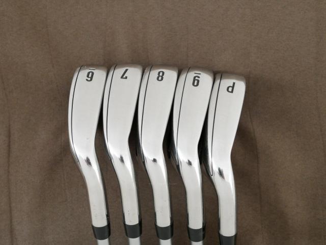Iron set : Callaway : ชุดเหล็ก Callaway Mavrik (ปี 2020 ตีง่าย ไกลมากๆ) มีเหล็ก 6-Pw (5 ชิ้น) ก้านกราไฟต์ Mitsubishi Diamana 50 Flex S