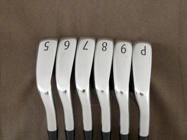 Iron set : Titleist : ชุดเหล็ก Titleist AP1 718 (ออกปี 2018) มีเหล็ก 5-Pw (6 ชิ้น) ก้านกราไฟต์ Fujikura MCI 60 Flex S