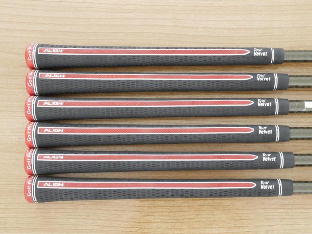 Iron set : Honma : ชุดเหล็ก Honma Beres IS-02 (หน้าเด้ง Forged) มีเหล็ก 6-11 (6 ชิ้น เทียบเท่า 5-Pw) ก้าน ARMRQ 6 (49) Flex R (2 ดาว)