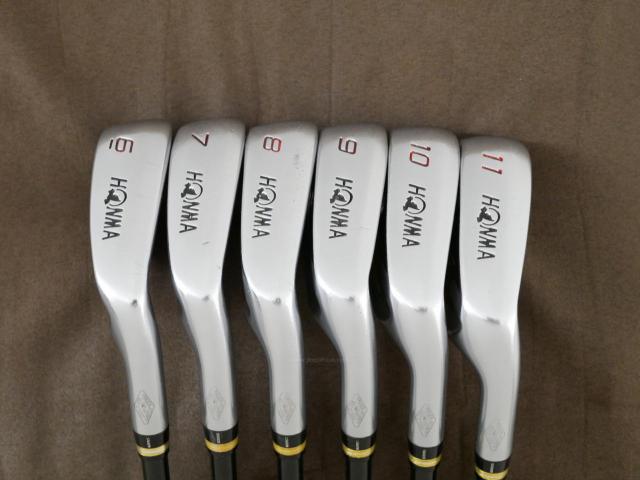 Iron set : Honma : ชุดเหล็ก Honma Beres IS-02 (หน้าเด้ง Forged) มีเหล็ก 6-11 (6 ชิ้น เทียบเท่า 5-Pw) ก้าน ARMRQ 6 (49) Flex R (2 ดาว)