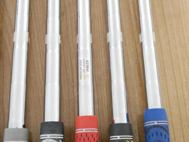 Iron set : Other Brand : ชุดเหล็ก Quelot Royal Excellence RE-10 มีเหล็ก 5-Pw (6 ชิ้น) ก้านเหล็ก NS Pro 950 Flex R