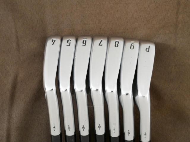 Iron set : Callaway : ชุดเหล็ก Callaway RAZR X Blade Forged มีเหล็ก 4-Pw (7 ชิ้น) ก้านเหล็ก Dynamic Gold PRO S 300