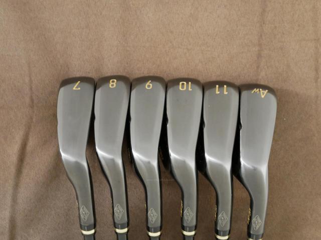 Iron set : Honma : ชุดเหล็ก Honma Beres 09 Forged Black (ออกปี 2024 สวยมากๆ) มีเหล็ก 7-11,Aw (6 ชิ้น เทียบเท่า 6-Pw,Aw) ก้าน ARMRQ FX Flex R
