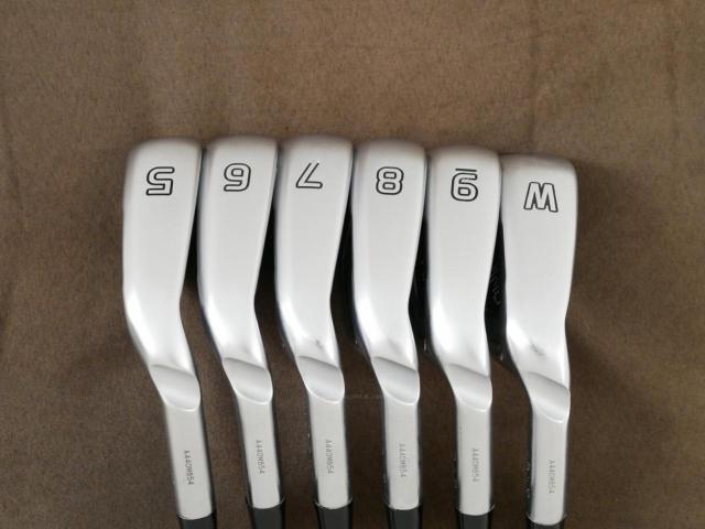 Iron set : Ping : ชุดเหล็ก Ping G425 (รุ่นปี 2021 Japan Spec. ใบใหญ่ ง่าย ไกล) มีเหล็ก 5-Pw (6 ชิ้น) ก้านเหล็ก NS Pro 950 NEO Flex S
