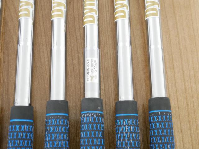 Iron set : Other Brand : **มีตำหนิ** ชุดเหล็ก Fujimoto FG FK-01 Forged (นุ่ม แน่นมากๆๆ หายาก High End สุดๆ) มีเหล็ก 5-Pw (6 ชิ้น) ก้านเหล็ก Dynamic Gold 120 S200