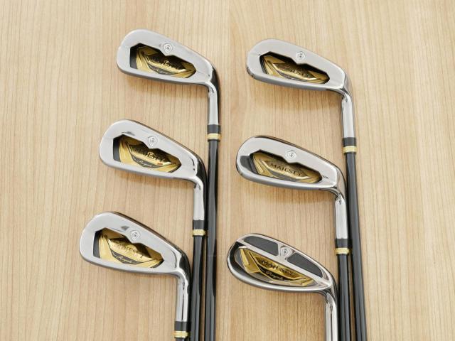 Iron set : Maruman : ชุดเหล็ก Maruman Majesty Royale (รุ่นท๊อปสุด ปี 2021 ของใหม่ 8 หมื่นบาท) มีเหล็ก 7-10,Pw,Aw (6 ชิ้น เบอร์ 6 ตีระยะเท่าเบอร์ 5 ของรุ่นอื่น) ก้านกราไฟต์ Flex R