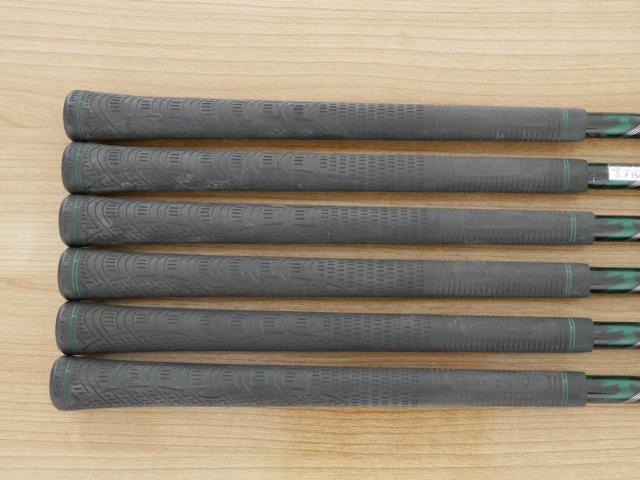 Iron set : Bridgestone : ชุดเหล็ก Bridgestone PHYZ 5 (รุ่นปี 2020 รุ่นท๊อป หน้าเด้งไกลสุดๆ หน้าบางเพียง 1.7 มิล) มีเหล็ก 7-10,Pw,Sw (6 ชิ้น ตีไกลกว่าเหล็กปกติ 1 เบอร์) ก้านกราไฟต์ Flex R-Light (R2)
