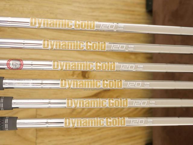 Iron set : Taylormade : ชุดเหล็ก Taylormade P790 (ตัวท้อปสุด ออกปี 2019) มีเหล็ก 5-Pw (6 ชิ้น) ก้านเหล็ก Dynamic Gold 120 VSS S200