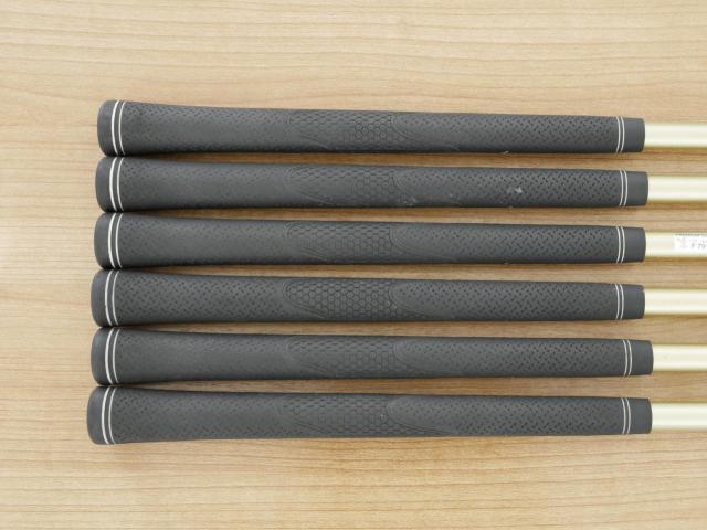 Iron set : Katana : ชุดเหล็ก Katana Sword MT-550 (ใบใหญ่ ตีง่าย) มีเหล็ก 6-Pw,Sw (6 ชิ้น) ก้านกราไฟต์ Fujikura Speeder 589 Flex R