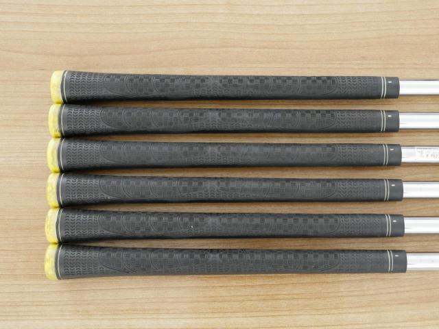 Iron set : Honma : ชุดเหล็ก Honma Bezeal 525 (ออกปี 2016 รุ่นนี้ใบใหญ่ที่สุดของ Honma) มีเหล็ก 6-10,Aw (6 ชิ้น) ก้านเหล็ก NS Pro 950 Flex S