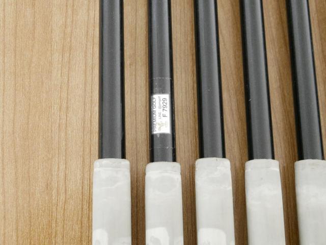 Iron set : Katana : **หลังสีลอก** ชุดเหล็กกระเทย Katana Izu Max Sniper มีเหล็ก 7-Pw,Aw,Sw (6 ชิ้น เบอร์ 7 ตีระยะเท่าเหล็ก 6 ปกติ) ก้านกราไฟต์ Flex R