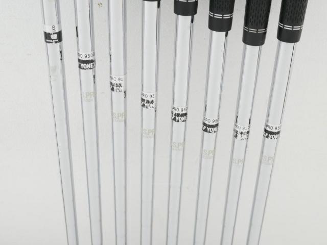 Iron set : Yonex : ชุดเหล็ก Yonex E-Zone Tri-G (รุ่นปี 2017 หน้าเด้ง ตีไกลมากๆ) มีเหล็ก 5-Pw,Aw,Sw (8 ชิ้น) ก้านเหล็ก NS Pro 950 Flex S