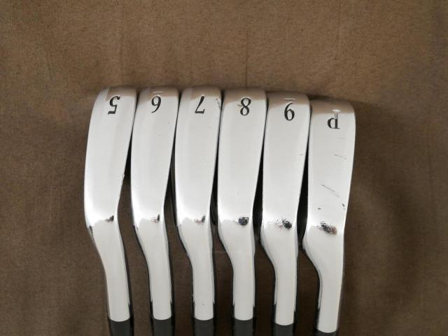 Iron set : Daiwa : ชุดเหล็ก Daiwa OnOff (Forged นุ่มมากๆ) มีเหล็ก 5-Pw (6 ชิ้น) ก้านเหล็ก NS Pro 950 Flex R