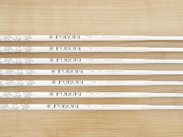 Iron set : Other Brand : ชุดเหล็ก Akira ADR Vintage (รุ่นท๊อปสุด หน้าเด้ง ไกล) มีเหล็ก 6-Pw,Aw,As (7 ชิ้น) ก้านกราไฟต์ Mitsubishi FUBUKI AI II 50 Flex R