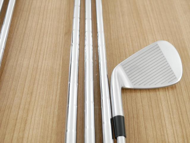 Iron set : Taylormade : ชุดเหล็ก Taylormade P790 (ตัวท้อปสุด ล่าสุด ออกปี 2025 Japan Spec.) มีเหล็ก 4-Pw (7 ชิ้น) ก้านเหล็ก NS Pro Modus 105 Flex S