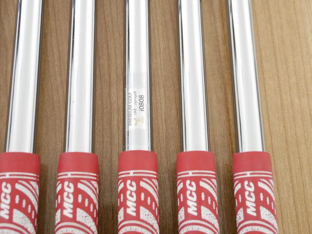 Iron set : Titleist : ชุดเหล็ก Titleist T200 Forged (ออกปี 2023 Japan Spec) มีเหล็ก 5-Pw (6 ชิ้น) ก้านเหล็ก Project X 5.5 Flex S