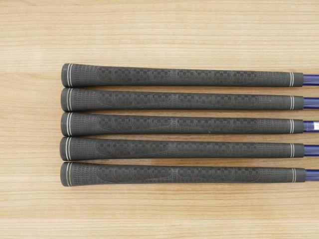 Iron set : Honma : ชุดเหล็ก Honma Bezeal 535 (ปี 2019 รุ่นนี้ใบใหญ่ที่สุดของ Honma) มีเหล็ก 6-10 (5 ชิ้น) ก้านกราไฟต์ Honma Vizard 48 Flex R