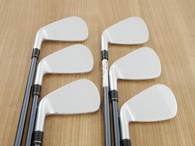Iron set : Callaway : **ของใหม่ ยังไม่แกะพลาสติก** ชุดเหล็ก Callaway APEX Ai200 Forged (รุ่นล่าสุด ออกปี 2024) มีเหล็ก 5-Pw (6 ชิ้น) ก้านกราไฟต์ UST Mamiya RECOIL DART 6 Flex R