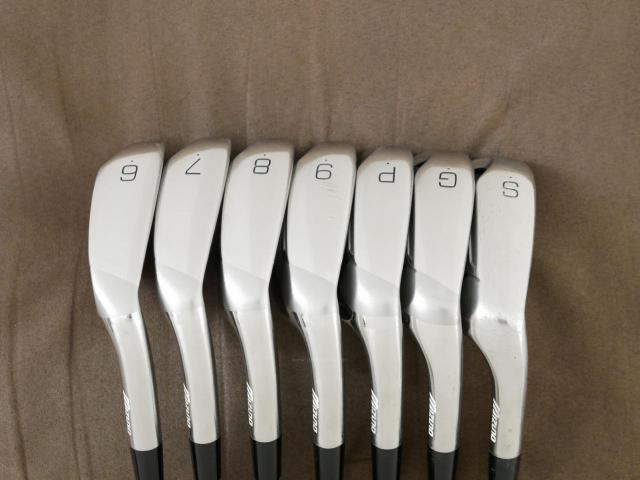 Iron set : Mizuno : ชุดเหล็ก Mizuno JPX EIII SV Titanium (ตัวท้อป ใบใหญ่ที่สุดของ Mizuno ตีง่ายมาก หน้าเด้ง ตีไกล) มีเหล็ก 6-Pw,Aw,Sw (7 ชิ้น) ก้านกราไฟต์ Flex SR