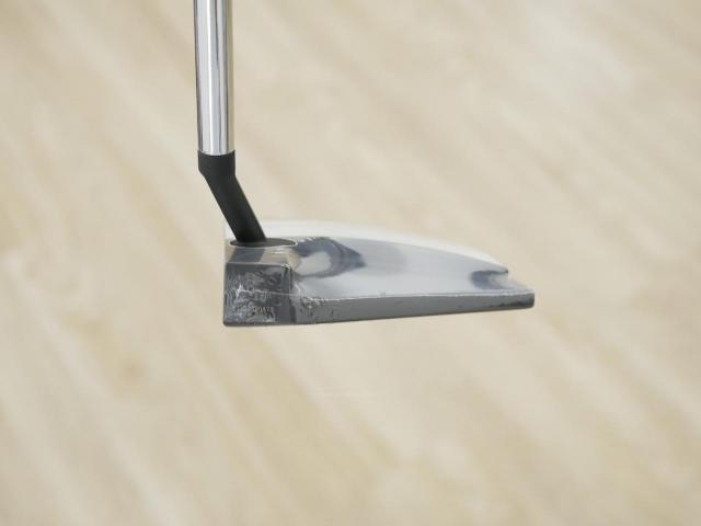 Putter : All : **ของใหม่ ยังไม่แกะพลาสติก** พัตเตอร์ Odyssey White Hot VERSA TWELVE S (ออกปี 2023) ยาว 33 นิ้ว