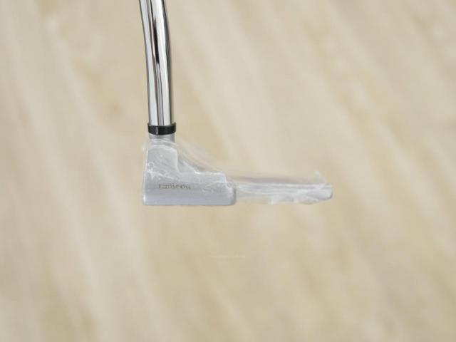 Putter : All : **ของใหม่ ยังไม่แกะพลาสติก** พัตเตอร์ Odyssey White Hot OG BIG-T BLADE ก้าน Stroke LAB ยาว 34 นิ้ว