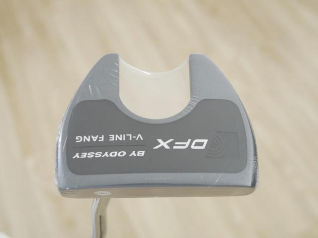 Putter : All : **ของใหม่ ยังไม่แกะพลาสติก** พัตเตอร์ Odyssey DFX V-Line Fang (รุ่นปี 2025) ยาว 34 นิ้ว