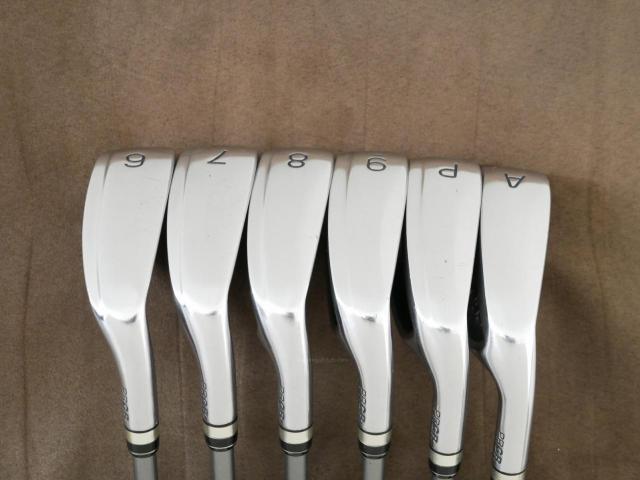 Iron set : PRGR : ชุดเหล็กกระเทย PRGR NEW Egg (ปี 2020 ตีง่ายและไกลมากๆ เด้งสุดๆ COR 0.82) มีเหล็ก 6-Pw,Aw (6 ชิ้น) ก้านกราไฟต์ M-37 Flex R