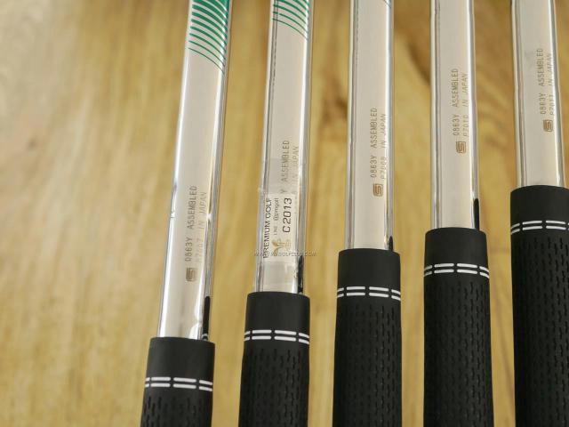 Iron set : Other Brand : ชุดเหล็ก Muziik On The Screw I.C.E (หน้า Maraging เด้ง ไกลมาก) มีเหล็ก 7-10,Pw,Aw (6 ชิ้น) ก้านเหล็ก NS Pro 950 NEO Flex R