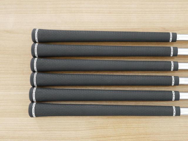 Iron set : Titleist : ชุดเหล็ก Titleist T150 Forged (รุ่นล่าสุด ออกปี 2025 นุ่ม แน่น คม) มีเหล็ก 5-Pw (6 ชิ้น) ก้านเหล็ก True Temper AMT Silver Flex S