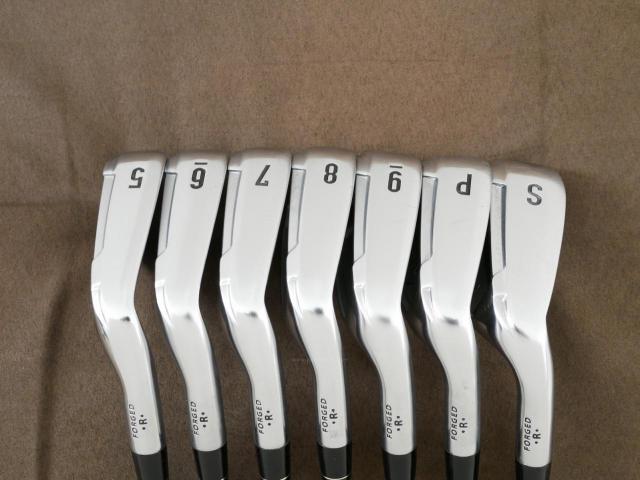 Iron set : Callaway : ชุดเหล็ก Callaway Legacy V (Forged) มีเหล็ก 5-Pw,Sw (7 ชิ้น) ก้านกราไฟต์ Flex R