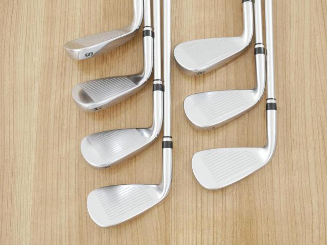 Iron set : Katana : ชุดเหล็ก Katana Voltio NINJA Model V (ปี 2020 หน้าเด้ง ตีไกล) มีเหล็ก 6-Pw,Aw,Sw (7 ชิ้น) ก้านกราไฟต์ Fujikura Voltio 40 Flex R