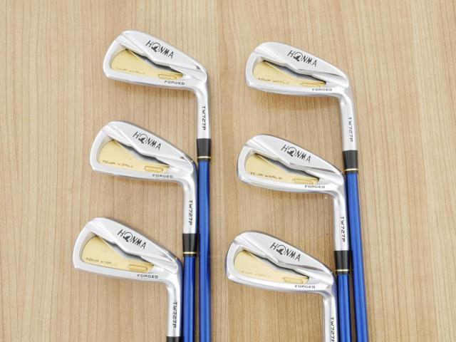 Iron set : Honma : **ก้าน 3 ดาว** ชุดเหล็ก Honma Tour World TW727P (Forged) มีเหล็ก 5-10 (6 ชิ้น) ก้านกราไฟต์ ARMRQ 8 (54) Flex R (3 ดาว)