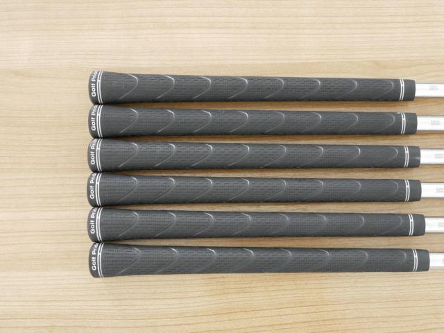 Iron set : Mizuno : ชุดเหล็ก Mizuno Pro 225 HMB Black Forged (ปี 2023 นุ่ม แน่น ระยะดี) มีเหล็ก 5-Pw (6 ชิ้น) ก้านเหล็ก Dynamic Gold 95 S200